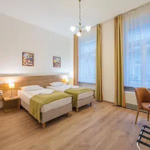 Szálloda Baross -