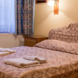 3* Hotel Swing